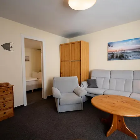 Haus Sonnenwinkel 4 Апартаменты *